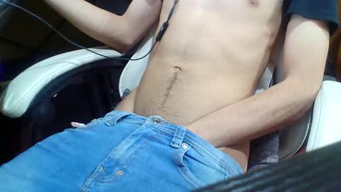saturno_97 online show from 10.05.25