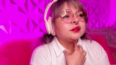 Gina George online show from 10.30.25