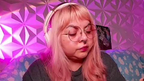Gina George online show from 04.21.26