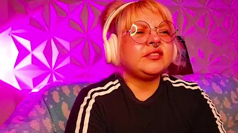 Gina George online show from 04.24.26
