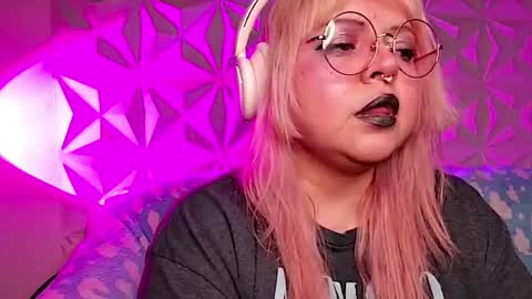 Gina George online show from 05.03.26