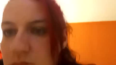 Snapshot of saucybear666 chatting on 01.05.25 SnowBunny online show from 01.05.25