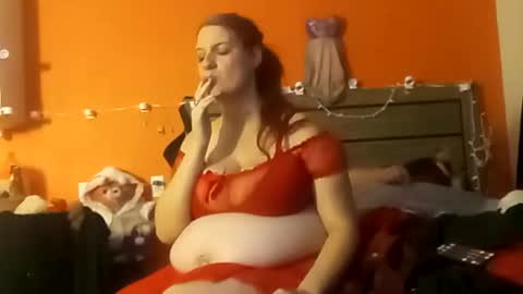 Snapshot of saucybear666 chatting on 11.23.25 SnowBunny online show from 11.23.25