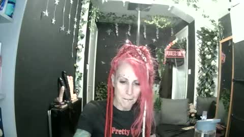 SaucySky online show from 05.25.26