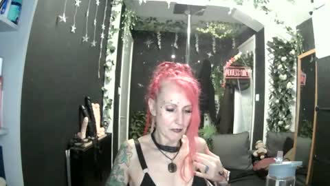 SaucySky online show from 05.27.26