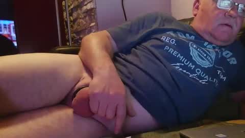 Snapshot of saugeil123 chatting on 03.16.26 saugeil123 online show from 03.16.26