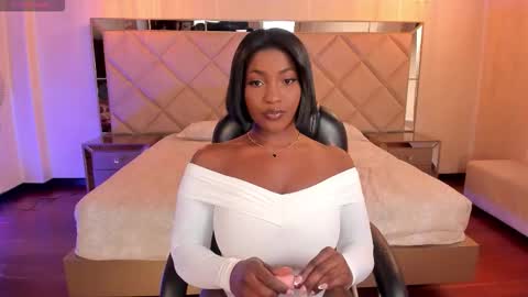 S a v a n n a h  online show from 02.25.26