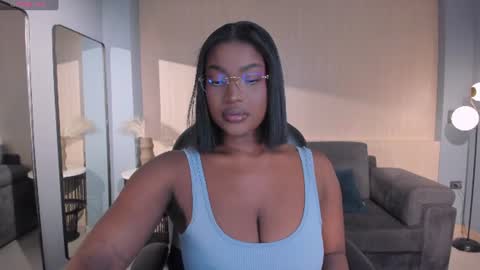 Snapshot of savannahstorm_ chatting on 06.21.26 S a v a n n a h online show from 06.21.26