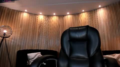 S a v a n n a h  online show from 08.03.26