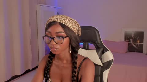 Savannahwildee online show from 12.05.24