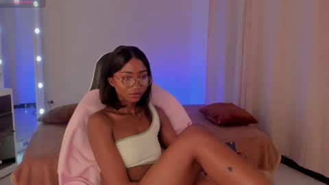 Savannahwildee online show from 02.06.25