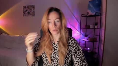 save the qween online show from 10.23.25