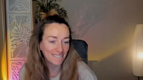 save the qween online show from 02.22.26