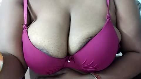 Snapshot of savita0969 chatting on 05.29.26 Anjali online show from 05.29.26