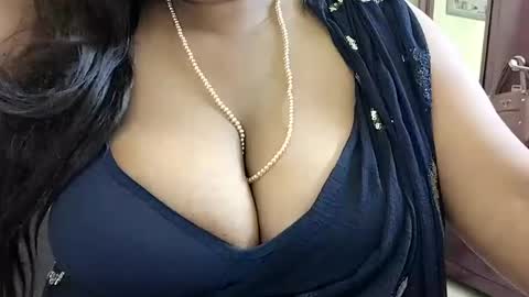 Snapshot of savita0969 chatting on 06.15.26 Anjali online show from 06.15.26