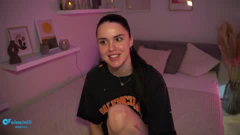 Naomi online show from 02.05.25