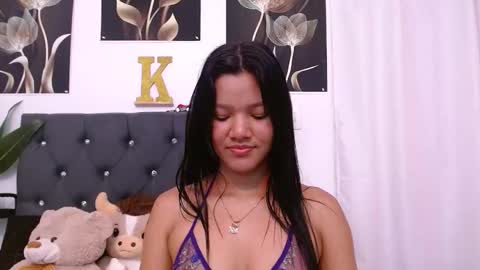 Snapshot of saykimmy chatting on 04.30.26 saykimmy online show from 04.30.26