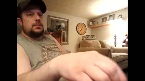 Snapshot of sb198 chatting on 01.31.25 sb198 online show from 01.31.25