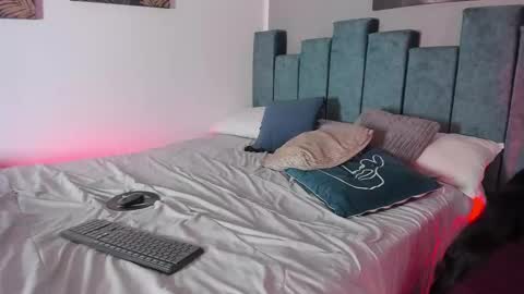 Scarleth online show from 10.12.25