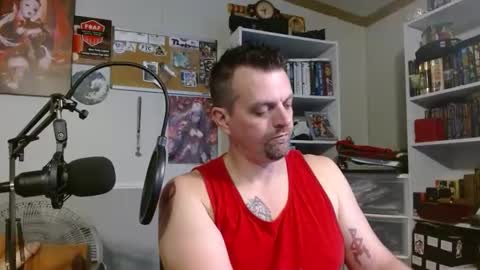 Snapshot of scarecrow2wm chatting on 10.26.25 Kent Clark online show from 10.26.25