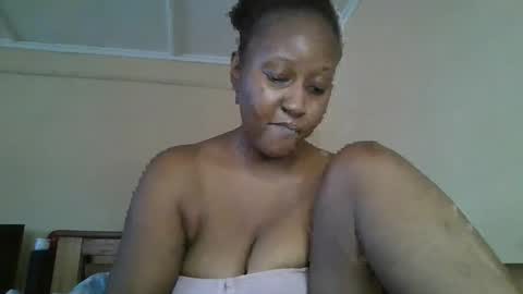 Snapshot of scarlet_25142359 chatting on 09.17.25 scarlet_25142359 online show from 09.17.25