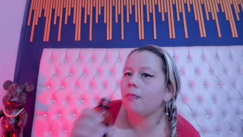 Scarlet  online show from 09.08.25