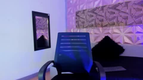 Scarlet  online show from 10.06.25