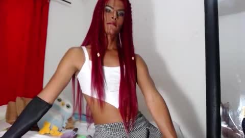 Snapshot of scarlet_goddes chatting on 10.11.25 As me online show from 10.11.25