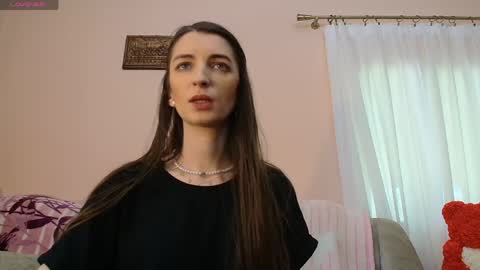 Scarlet online show from 04.28.26