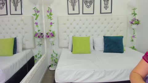 Isa online show from 01.08.25