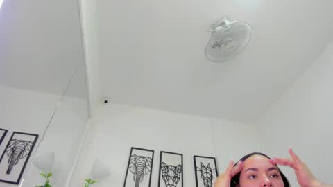 Isa online show from 02.20.25