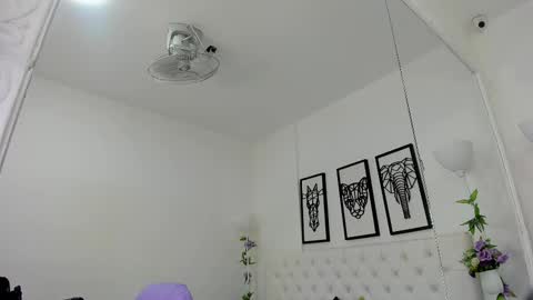 Isa online show from 02.21.25