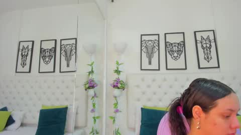 Isa online show from 02.25.25