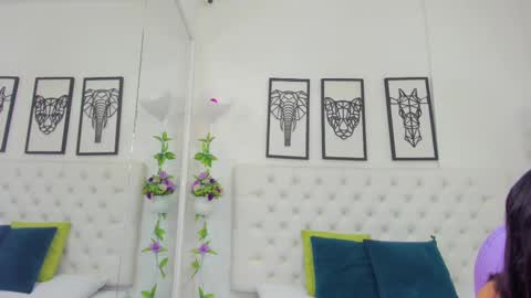 Isa online show from 02.28.25