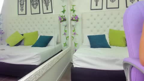 Isa online show from 03.08.25