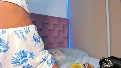 scarlet_vixen_ online show from 04.28.26