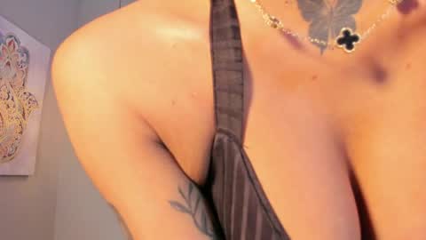 scarlet_vixen_ online show from 04.29.26