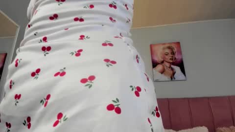 Scarlet  online show from 02.12.26