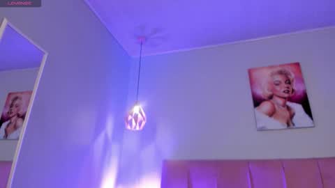 Scarlet  online show from 03.05.26