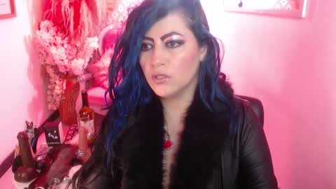 Snapshot of scarleth_bluee chatting on 12.16.25 Scarleth online show from 12.16.25