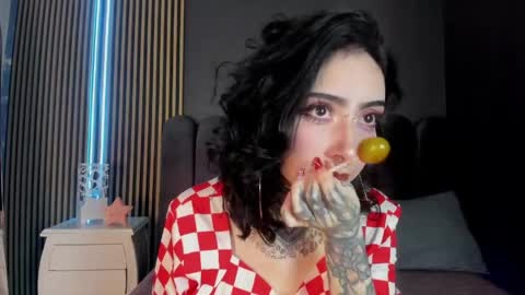 Scarleth online show from 04.28.26