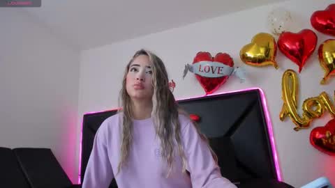 Snapshot of scarletkent chatting on 02.16.26 ScarletKent online show from 02.16.26