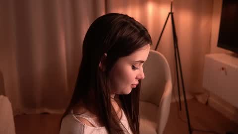 Scarlet online show from 12.13.24