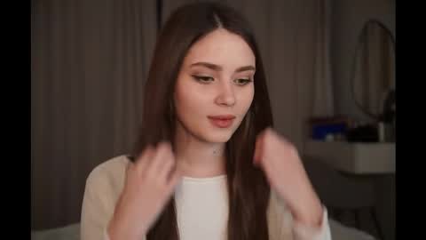 Scarlet online show from 12.16.25