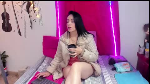 Snapshot of scarlett40_ chatting on 04.16.26 scarlett online show from 04.16.26