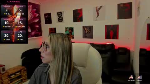 Snapshot of scarlett_079 chatting on 02.13.26 Scarlett online show from 02.13.26