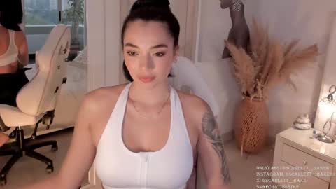 Snapshot of scarlett__baker11 chatting on 03.04.25 juli online show from 03.04.25