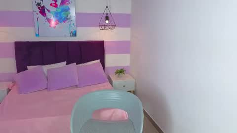 Snapshot of scarlett__bell chatting on 07.28.26 Scarlett online show from 07.28.26