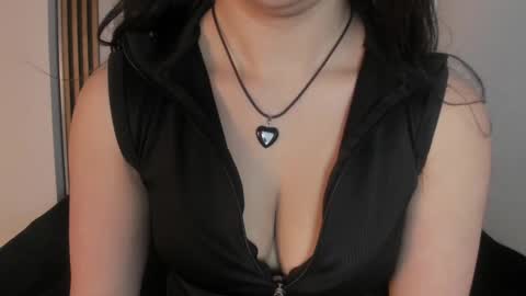 SCARLETT FOX  online show from 09.25.25