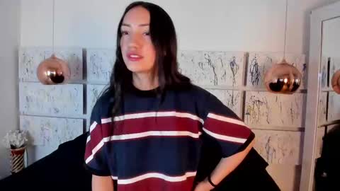 SCARLETT FOX  online show from 09.26.25